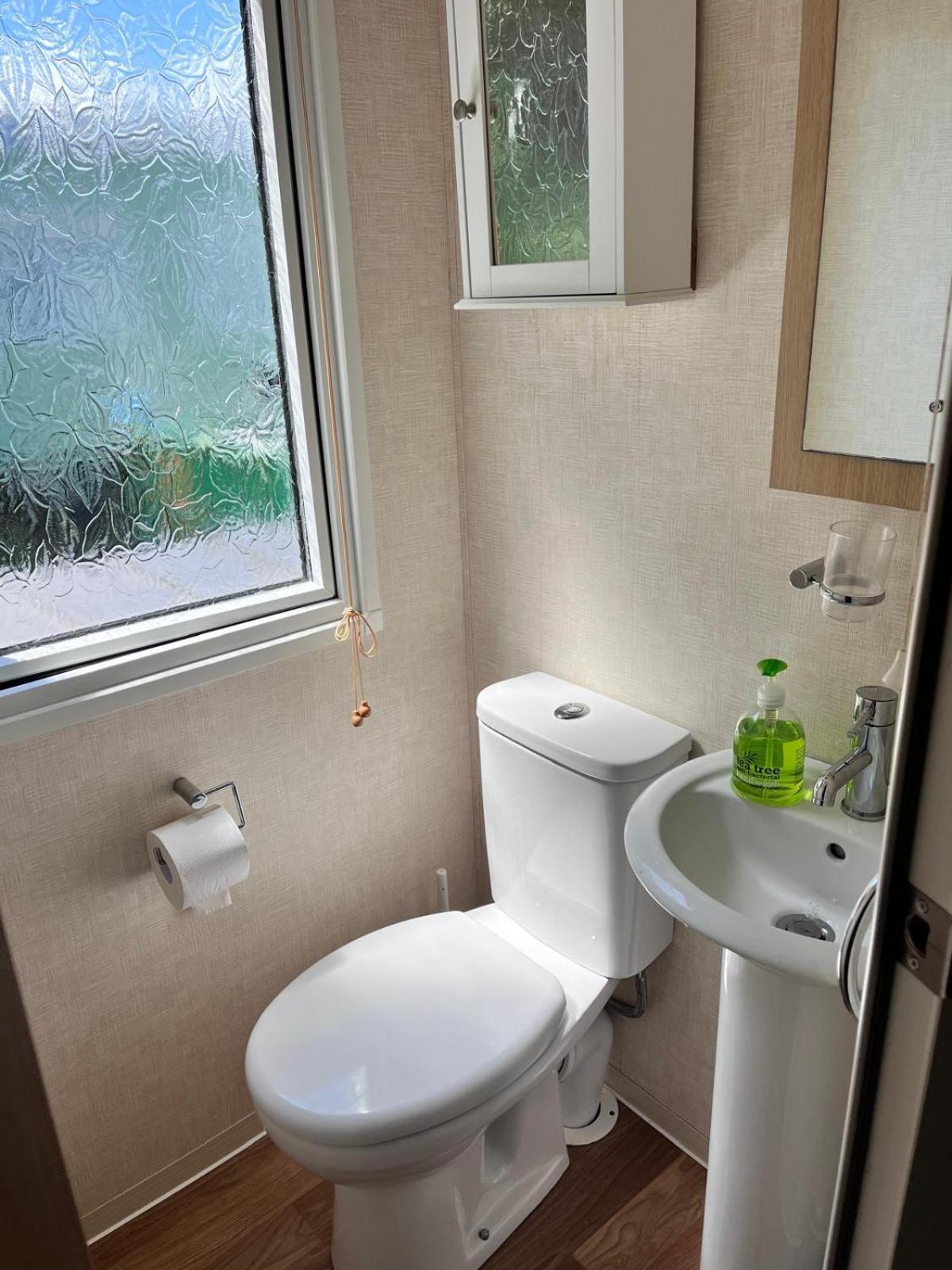 Van Number 123 Beautiful Caravan Sleeps 4 Aberystwyth Esterno foto