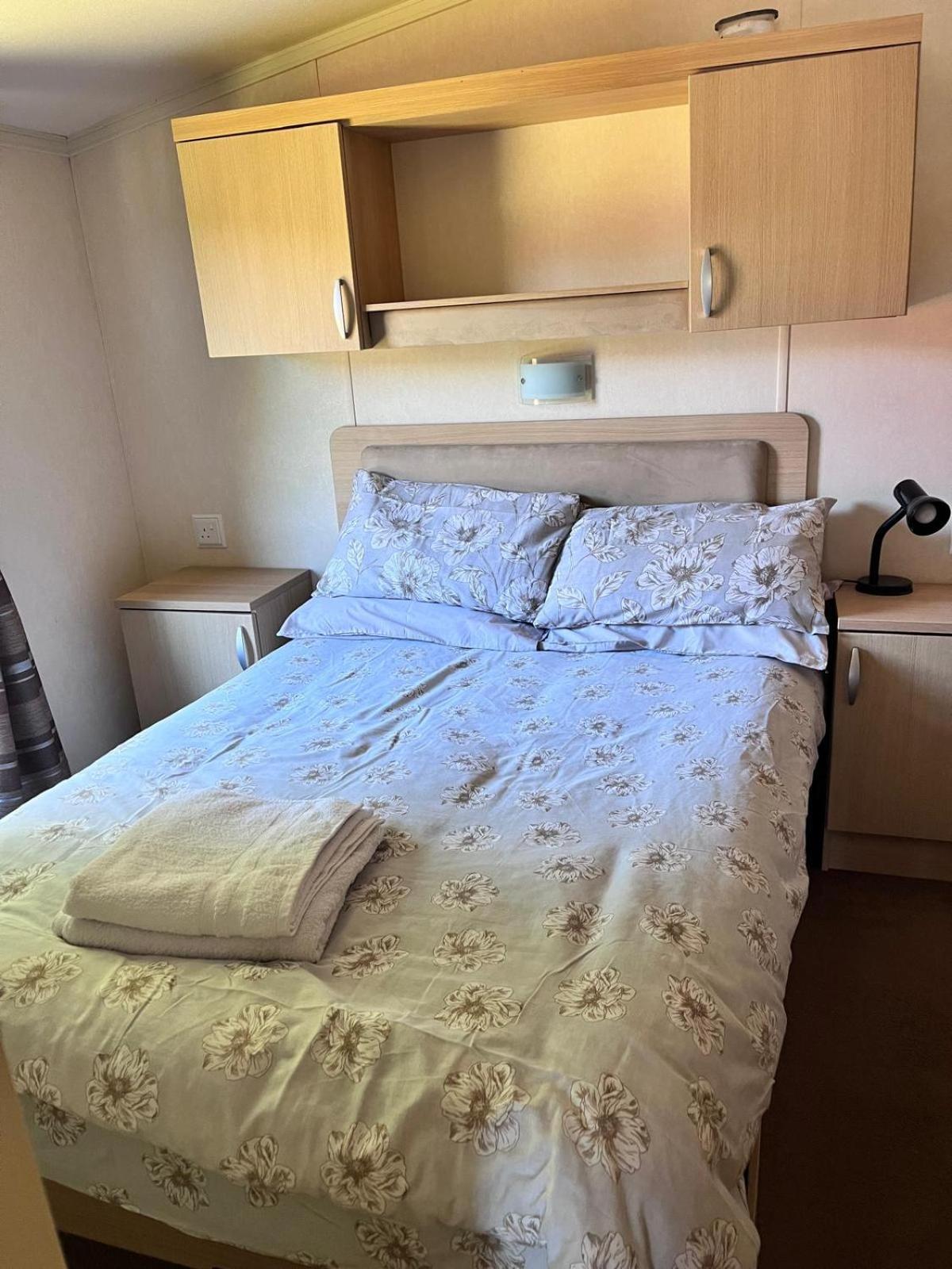 Van Number 123 Beautiful Caravan Sleeps 4 Aberystwyth Esterno foto